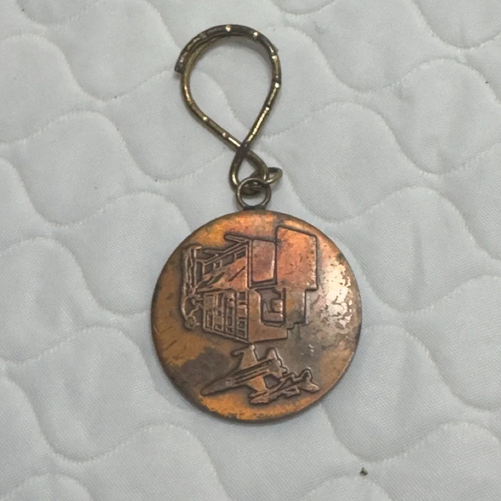 VTG Keychain General Dynamics Electronics Division Air Force Rollout f-16 AIS